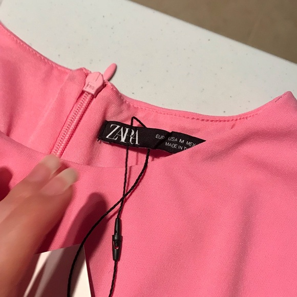 NWT Zara Influencer Favourite, Heart Cut Out Barbie Pink Mini Dress Size Medium - Picture 10 of 14